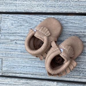 Freshly Picked Moccs NEW size 0